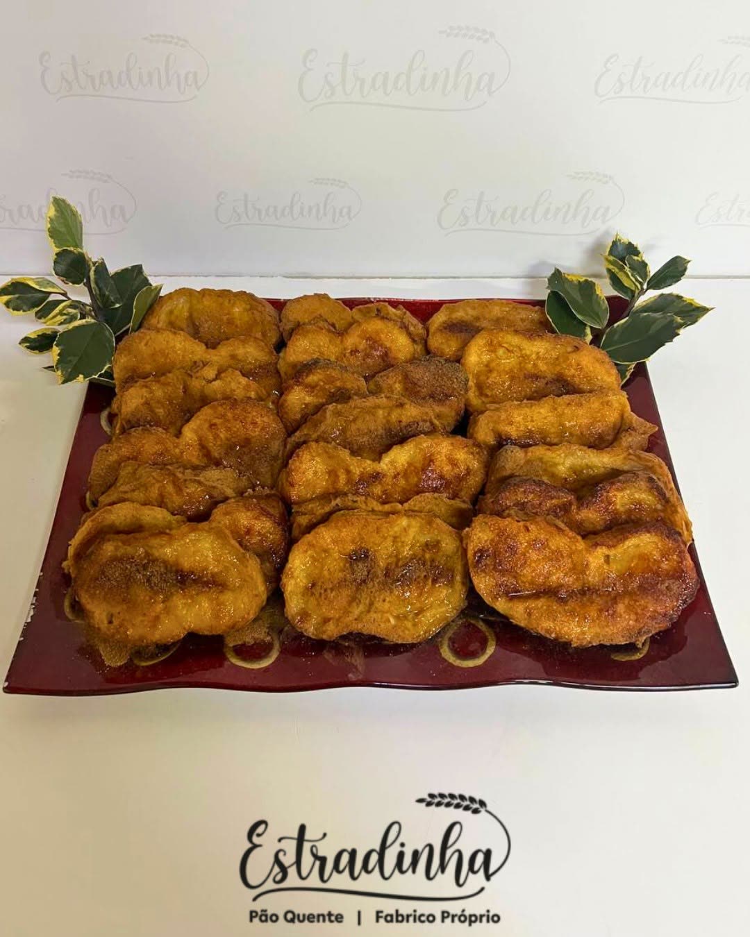 Rabanadas com calda da casa — Pão Quente Estradinha