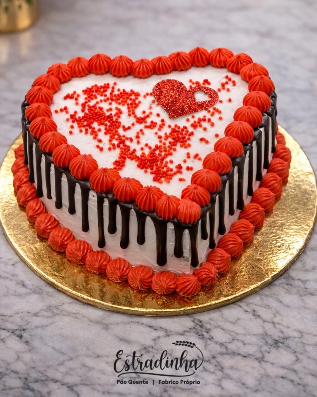 Bolo de São Valentim do Pão Quente Estradinha