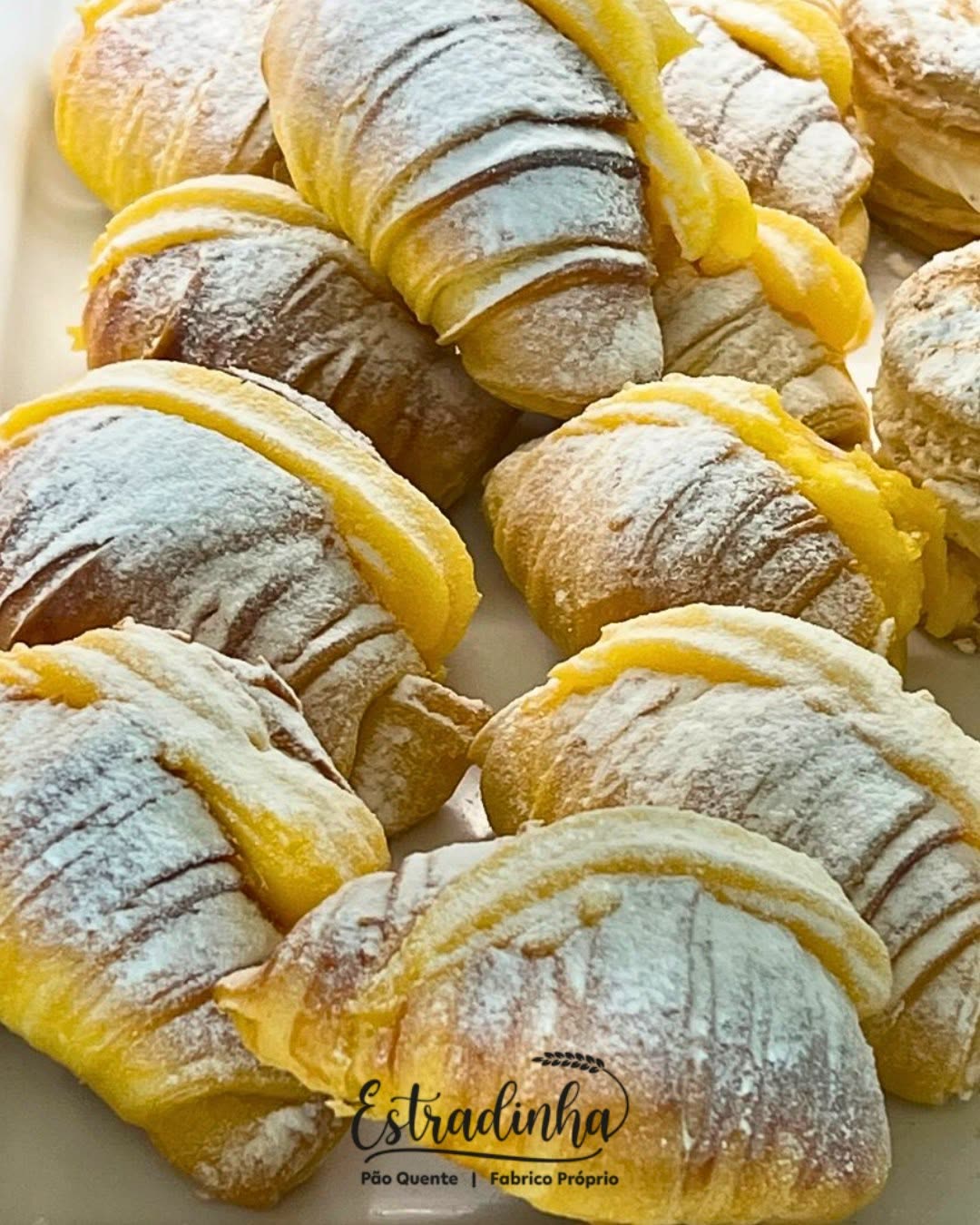 Croissants do Pão Quente Estradinha